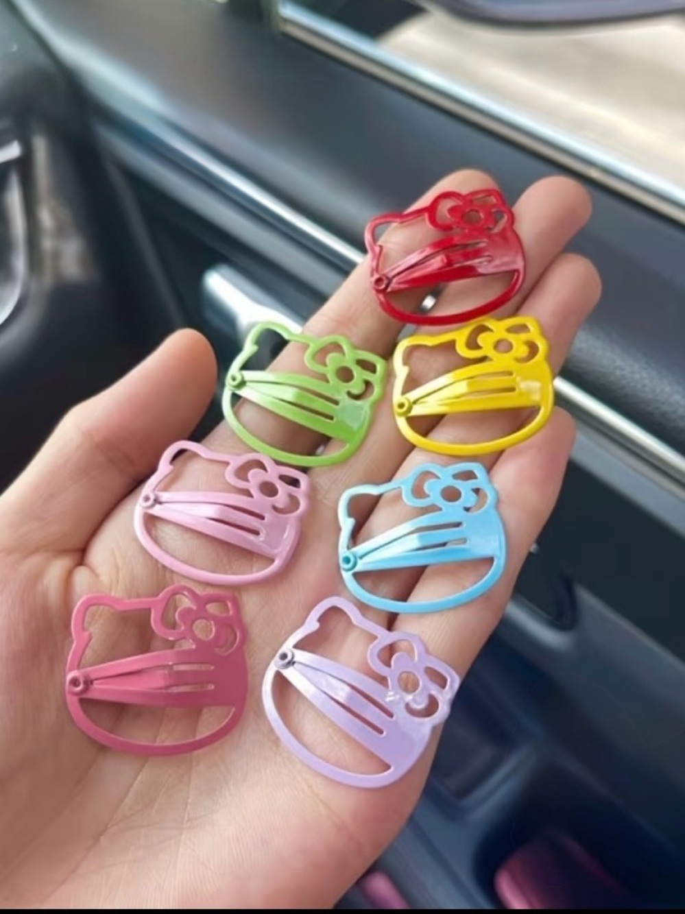 Hello Kitty hair clips set of 7